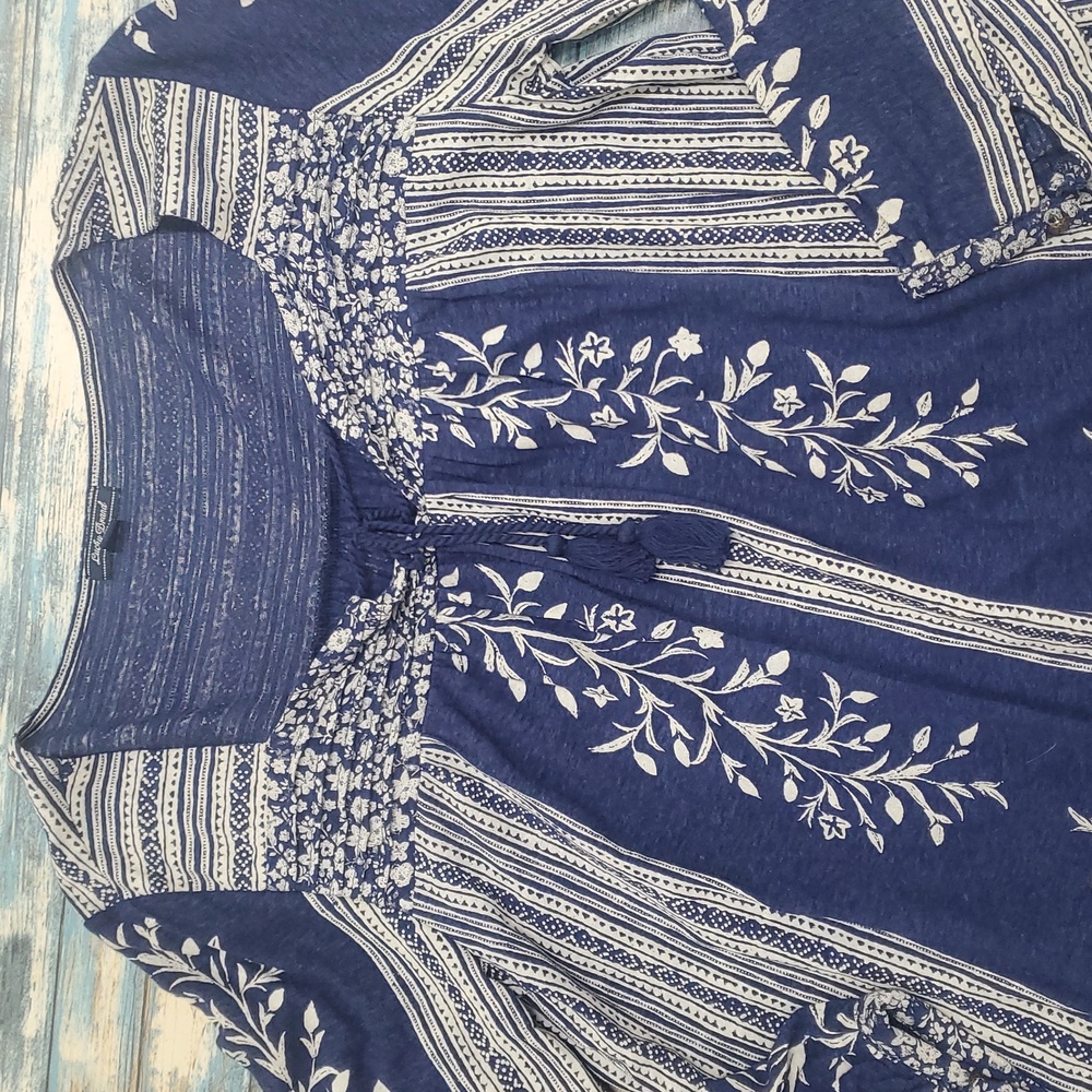Lucky Brand Navy and White Patterned Top - Picture 2 of 7